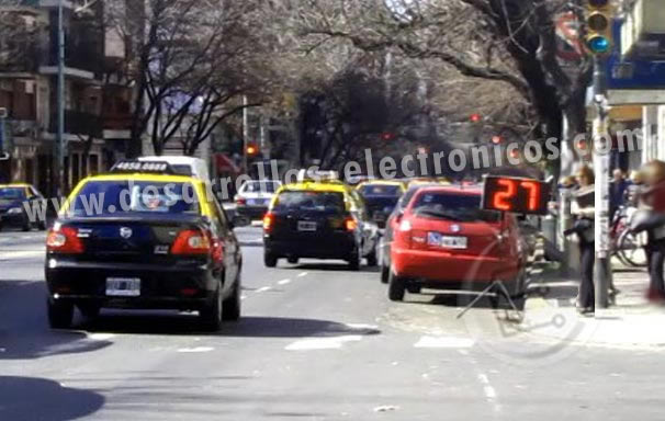 cartel indicador de velocidad, display de 2 digitos