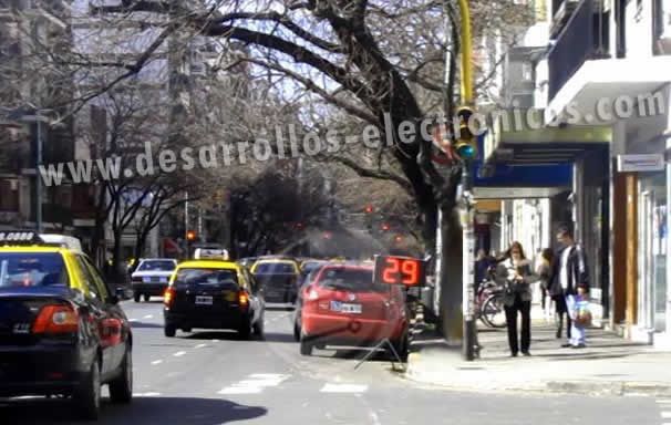 cartel indicador de velocidad, display de 2 digitos